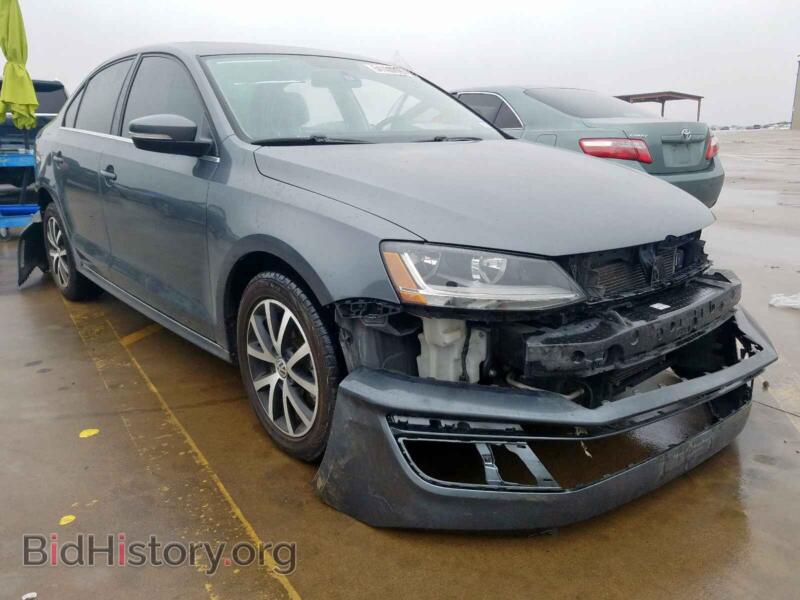 2017 Volkswagen JETTA Jetta SE (VIN 3VWDB7AJ2HM260045) — фото 1 из 10, Copart, повреждение: по всему кузову