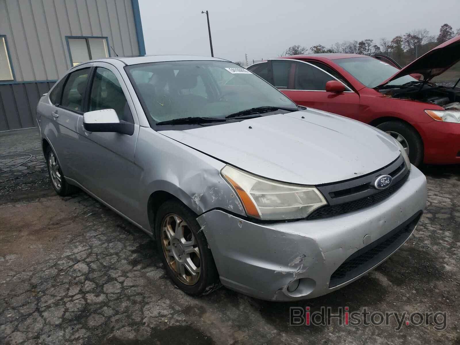 Photo 1FAHP3GNXBW100582 - FORD FOCUS 2011