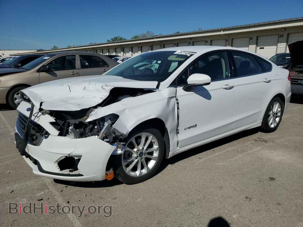 Photo 3FA6P0LU3KR254329 - FORD FUSION 2019