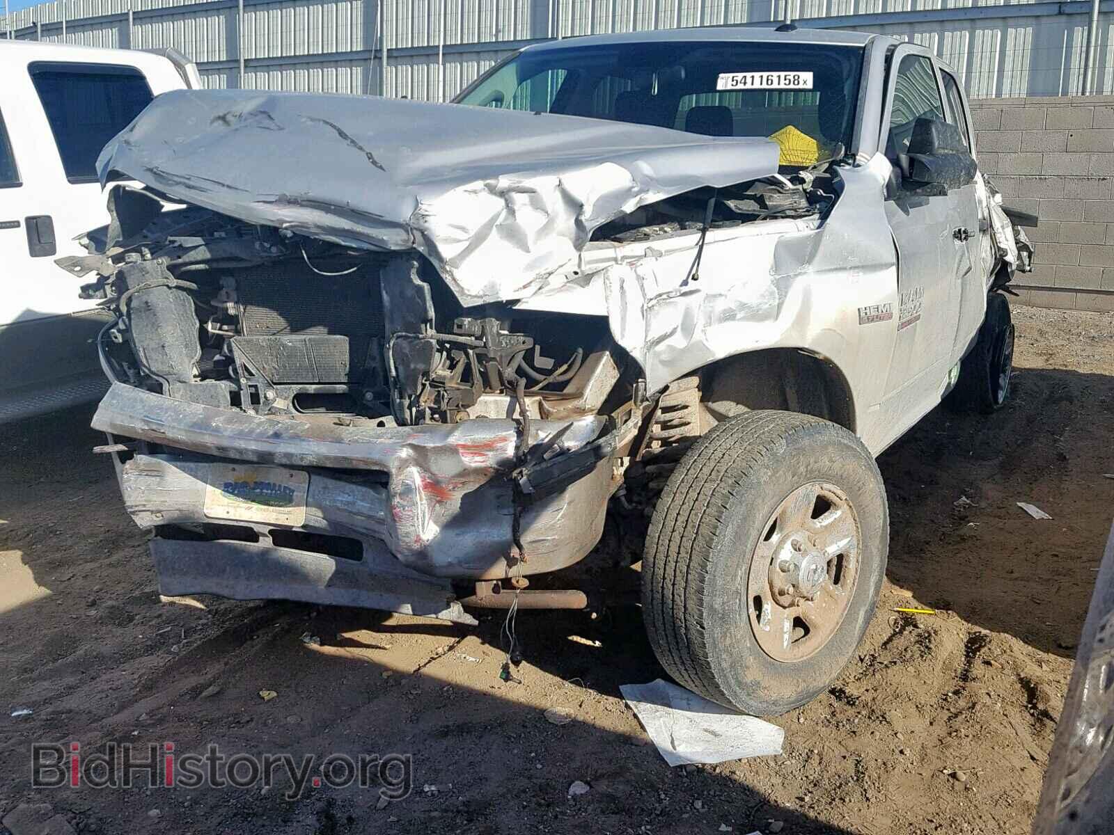 2016 RAM 2500 ST - VIN: 3C6TR5HT9GG279699 - Фото 2