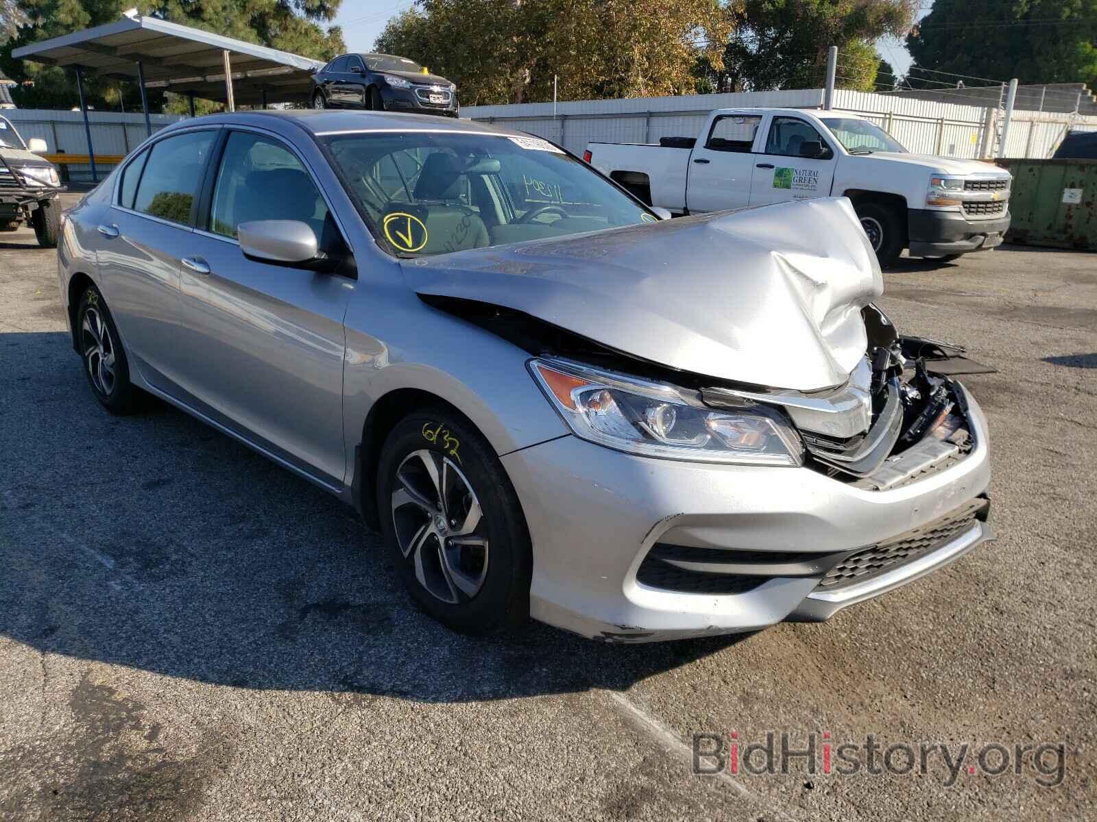 Photo 1HGCR2F33HA055985 - HONDA ACCORD 2017