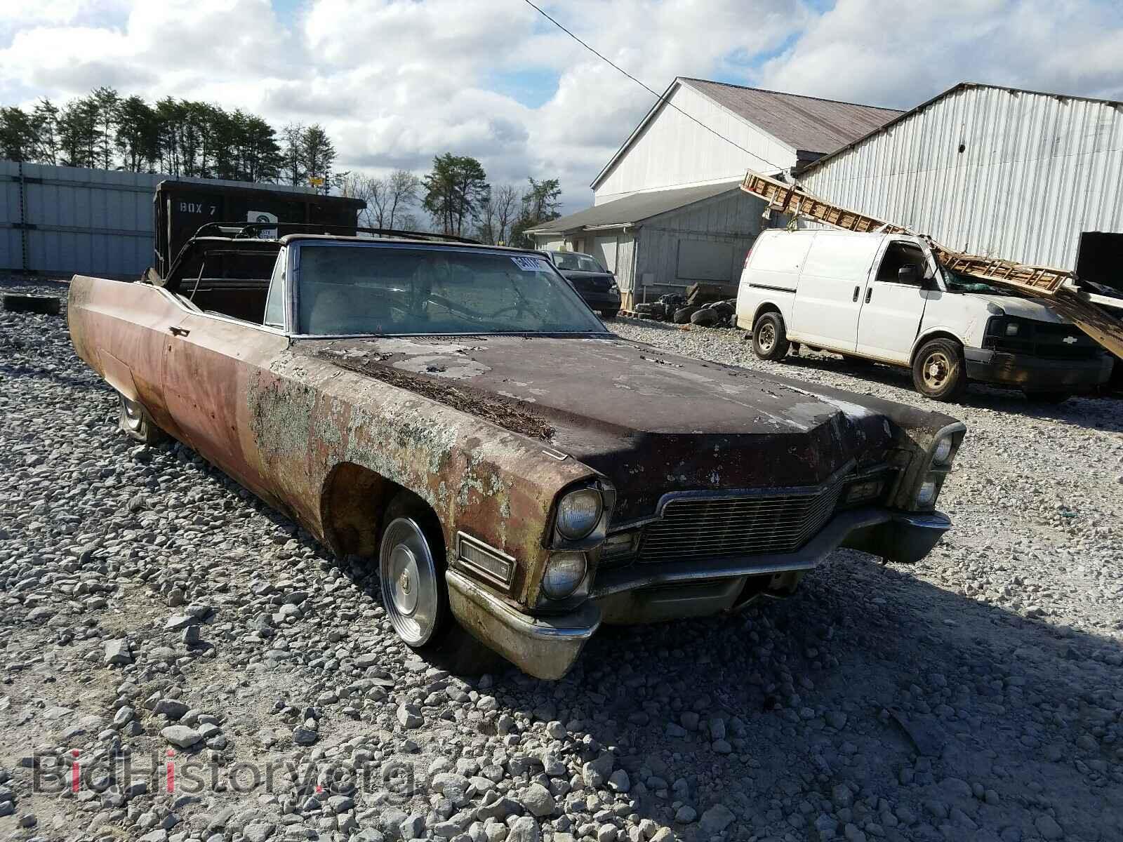 Photo F8195265 - CADILLAC DEVILLE 1968