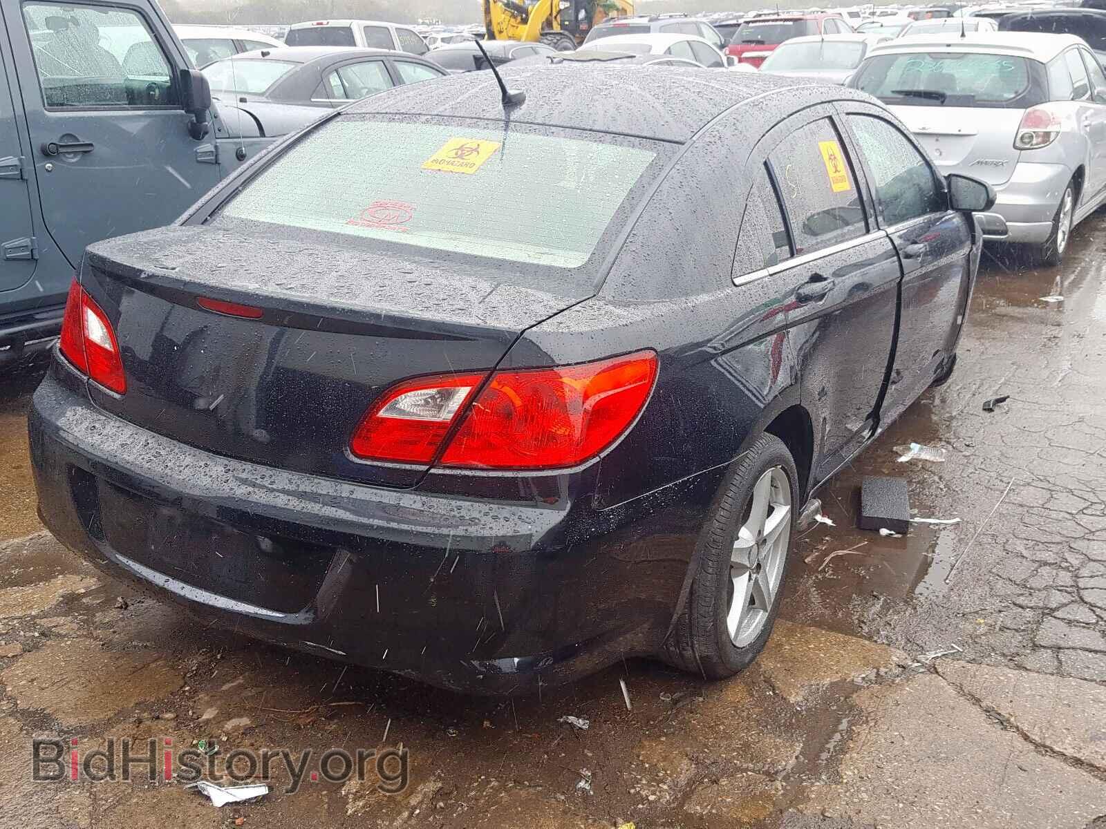 2010 CHRYSLER SEBRING - VIN: 1C3CC4FB6AN214147 - Фото 4
