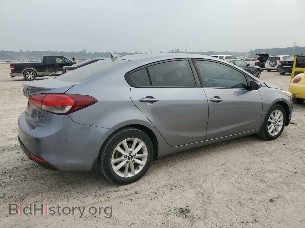2017 KIA FORTE - VIN: 3KPFL4A77HE012203 - Фото 3