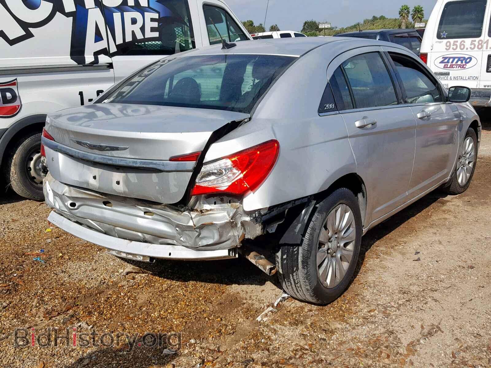 2012 CHRYSLER 200 - VIN: 1C3CCBAB3CN135498 - Фото 4