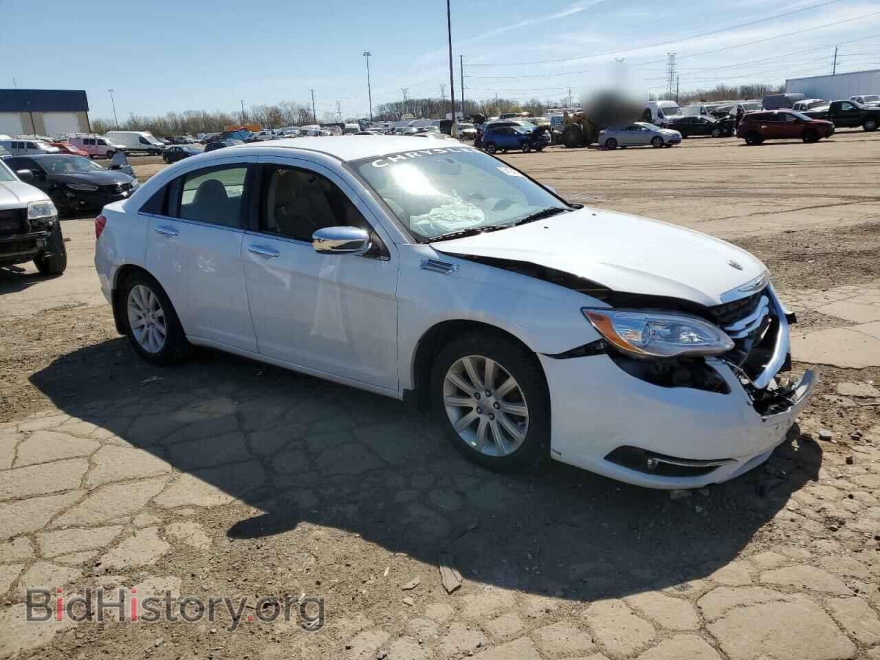 2013 CHRYSLER 200 - VIN: 1C3CCBCG2DN550791 - Фото 4