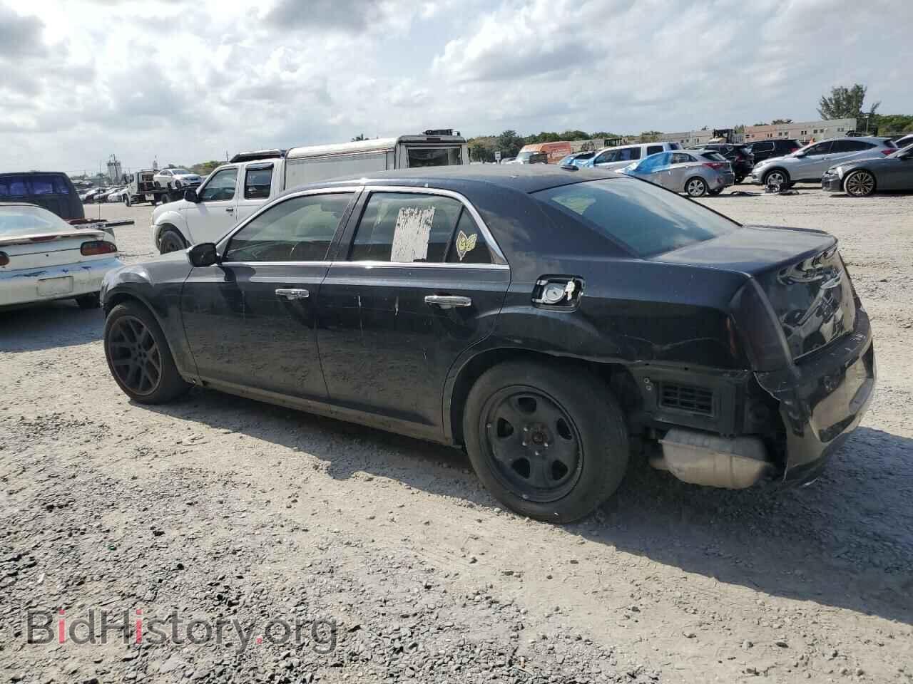 2013 CHRYSLER 300 - VIN: 2C3CCAET4DH556069 - Фото 2