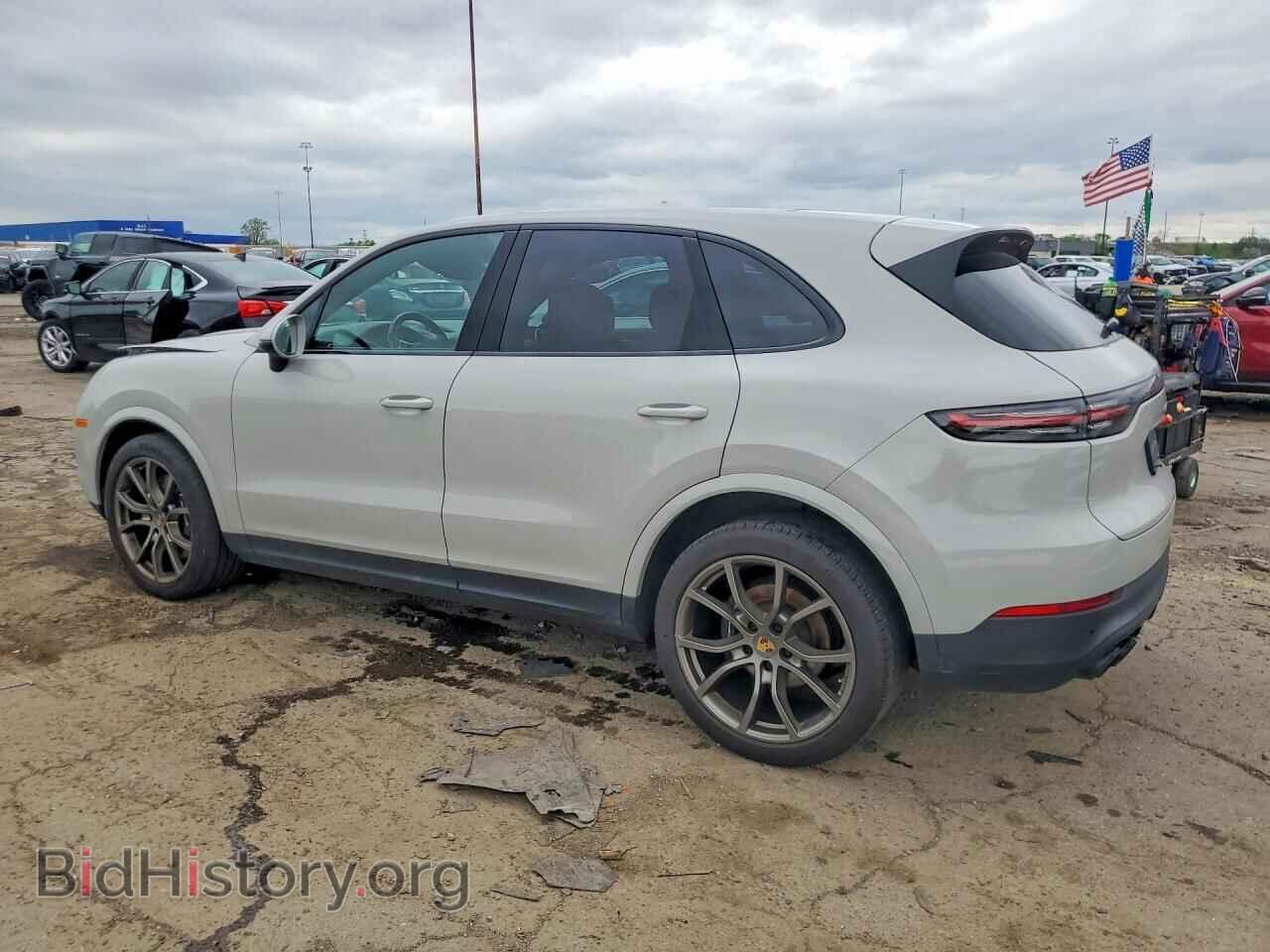2023 PORSCHE CAYENNE - VIN: WP1AA2AYXPDA04737 - Photo 2