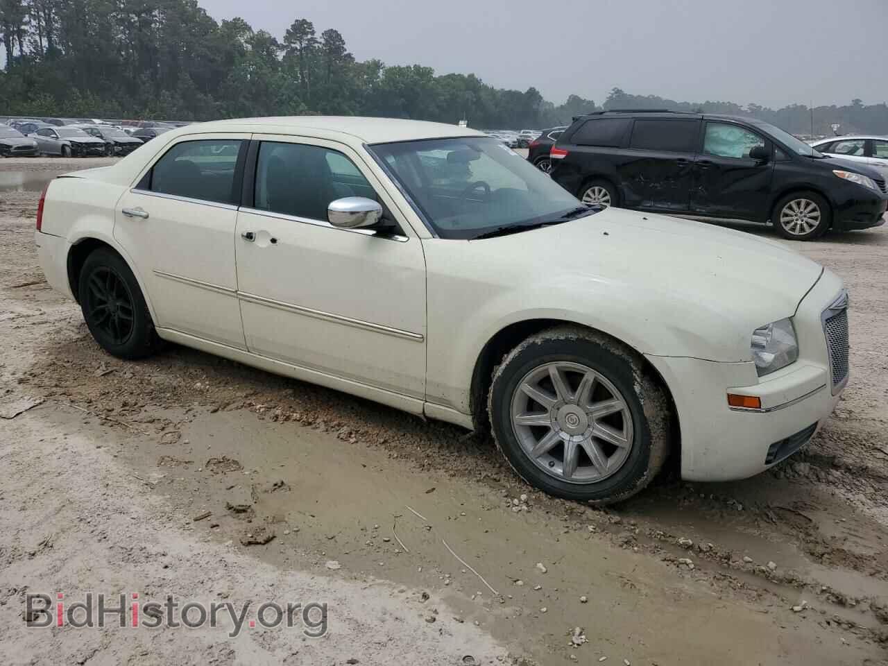 2010 CHRYSLER 300 - VIN: 2C3CA5CV6AH325980 - Фото 4