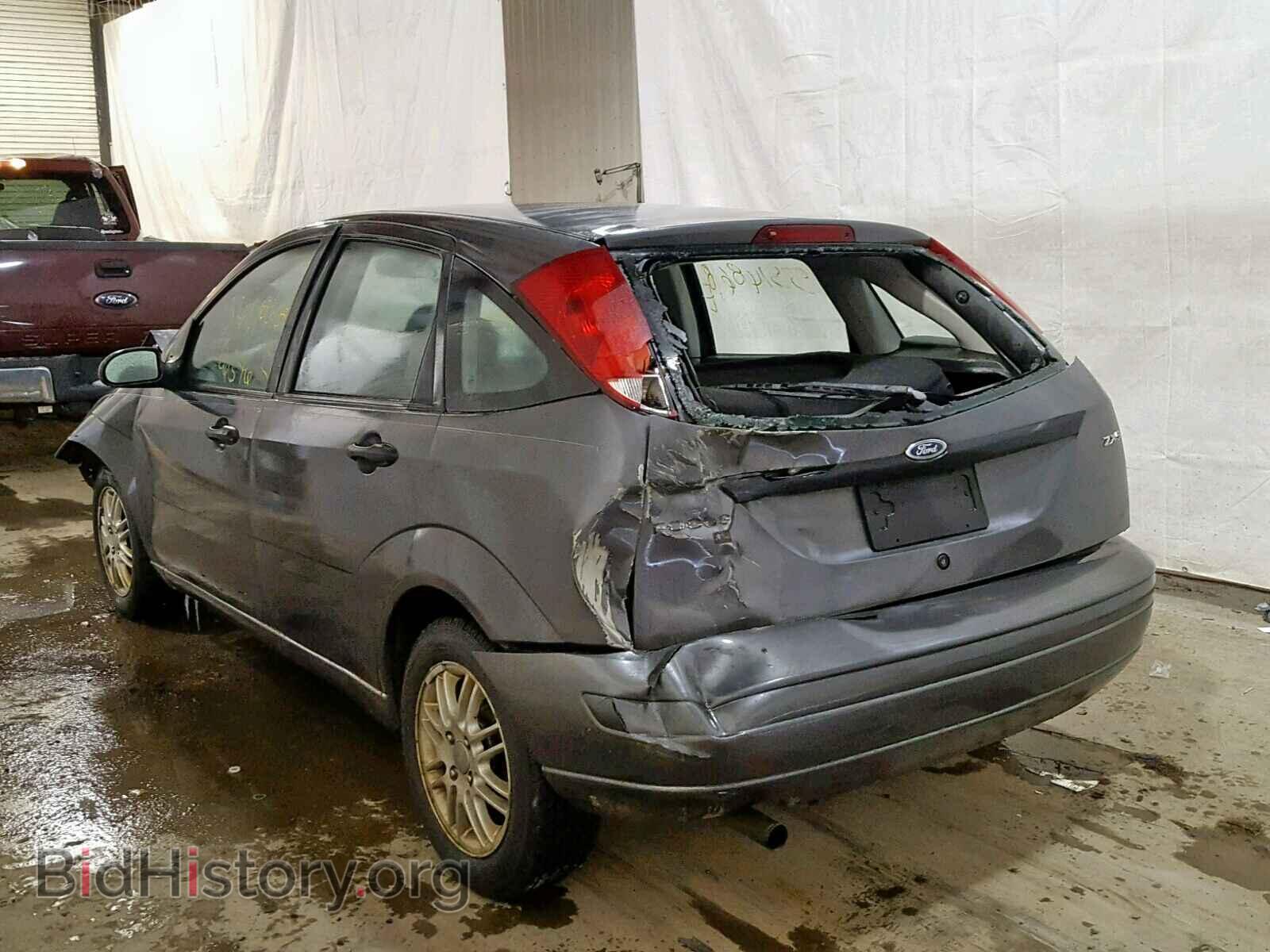 2005 FORD FOCUS - VIN: 3FAFP37N75R101638 - Фото 9