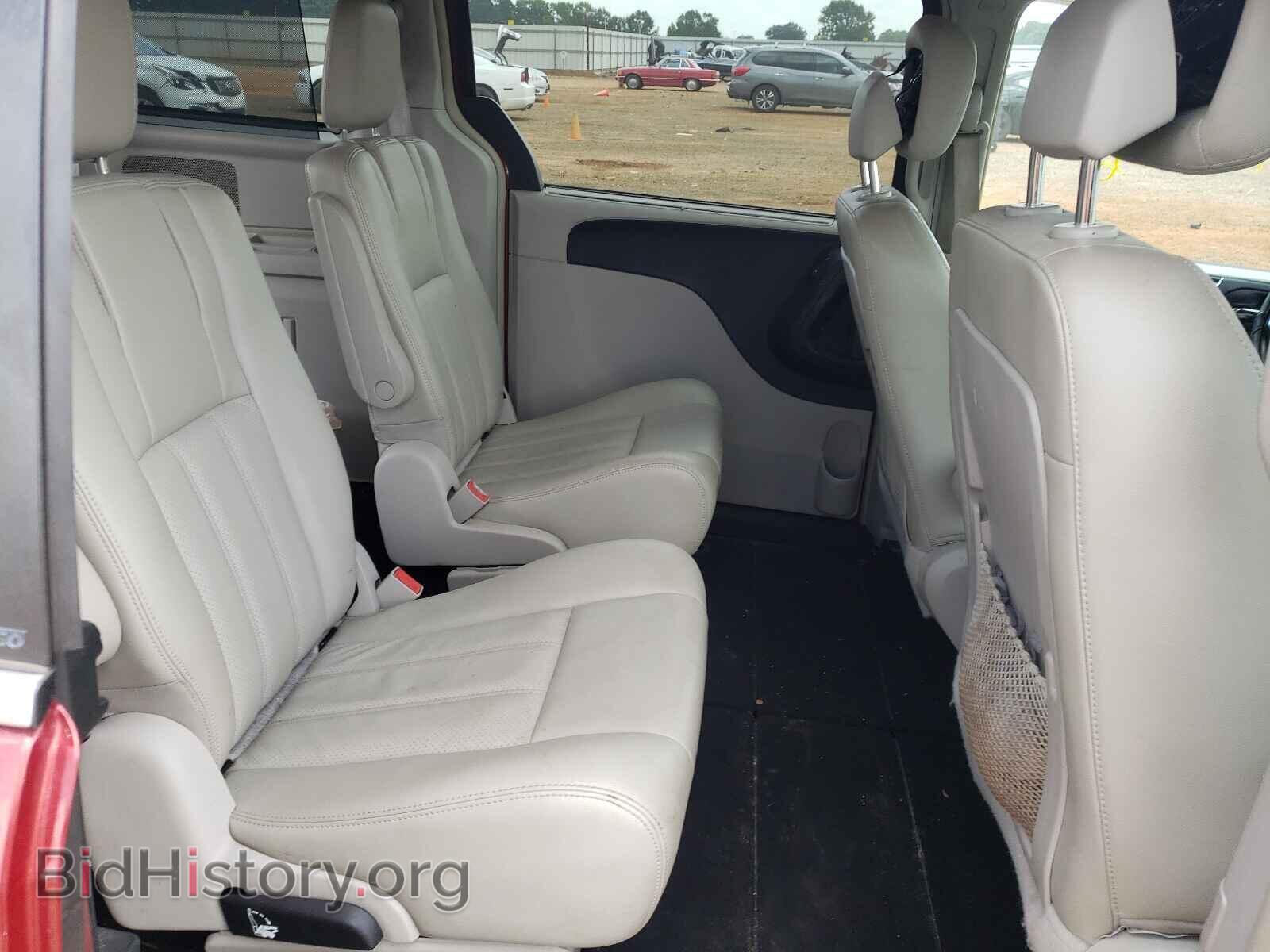 2011 CHRYSLER MINIVAN - VIN: 2A4RR8DG8BR749831 - Фото 6