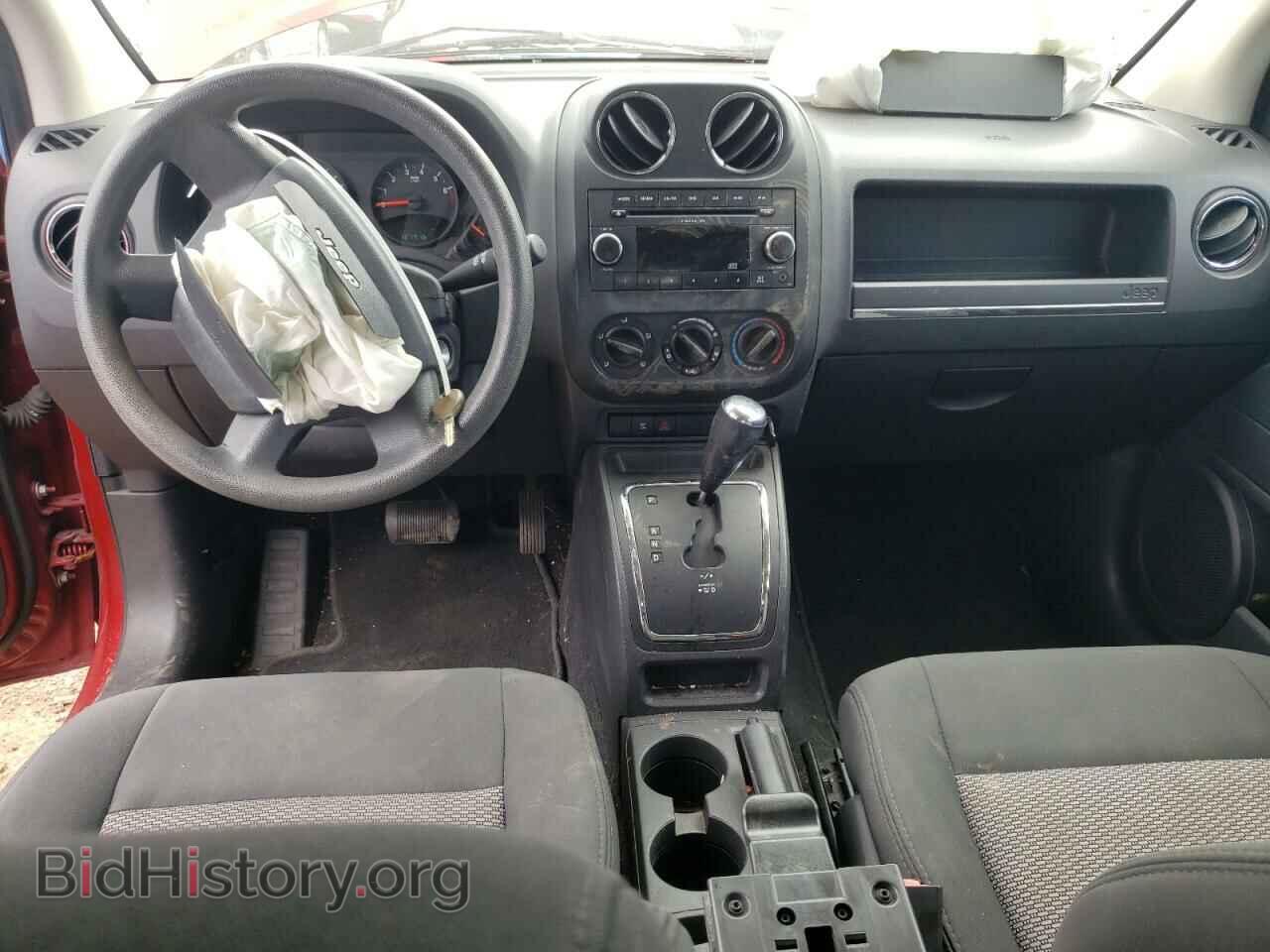 2009 JEEP COMPASS - VIN: 1J4FT47A79D101382 - Фото 8