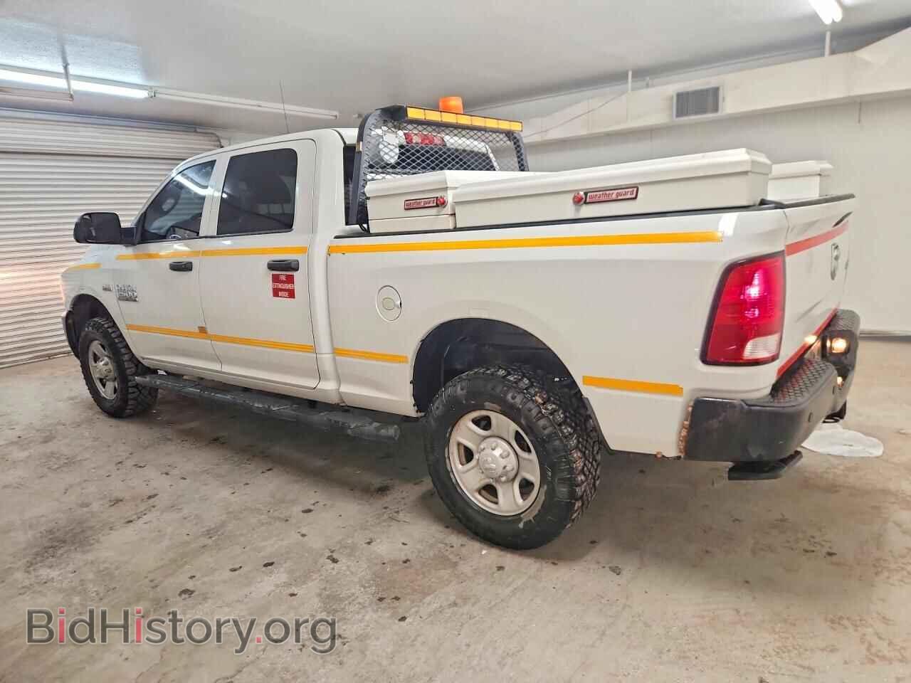 2017 RAM 2500 - VIN: 3C6UR5CJ2HG678370 - Photo 2