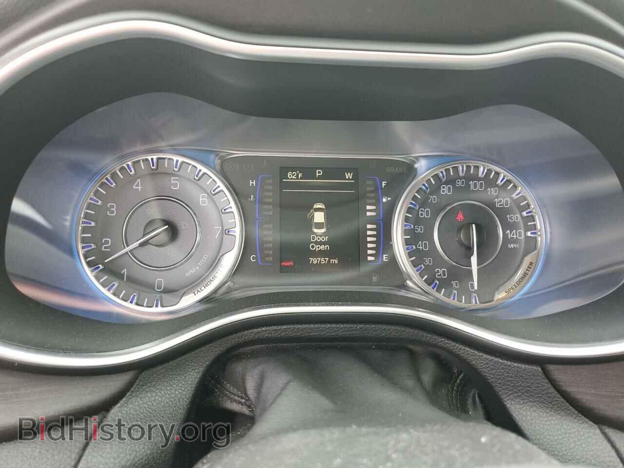 2016 CHRYSLER 200 - VIN: 1C3CCCAB6GN106864 - Фото 9