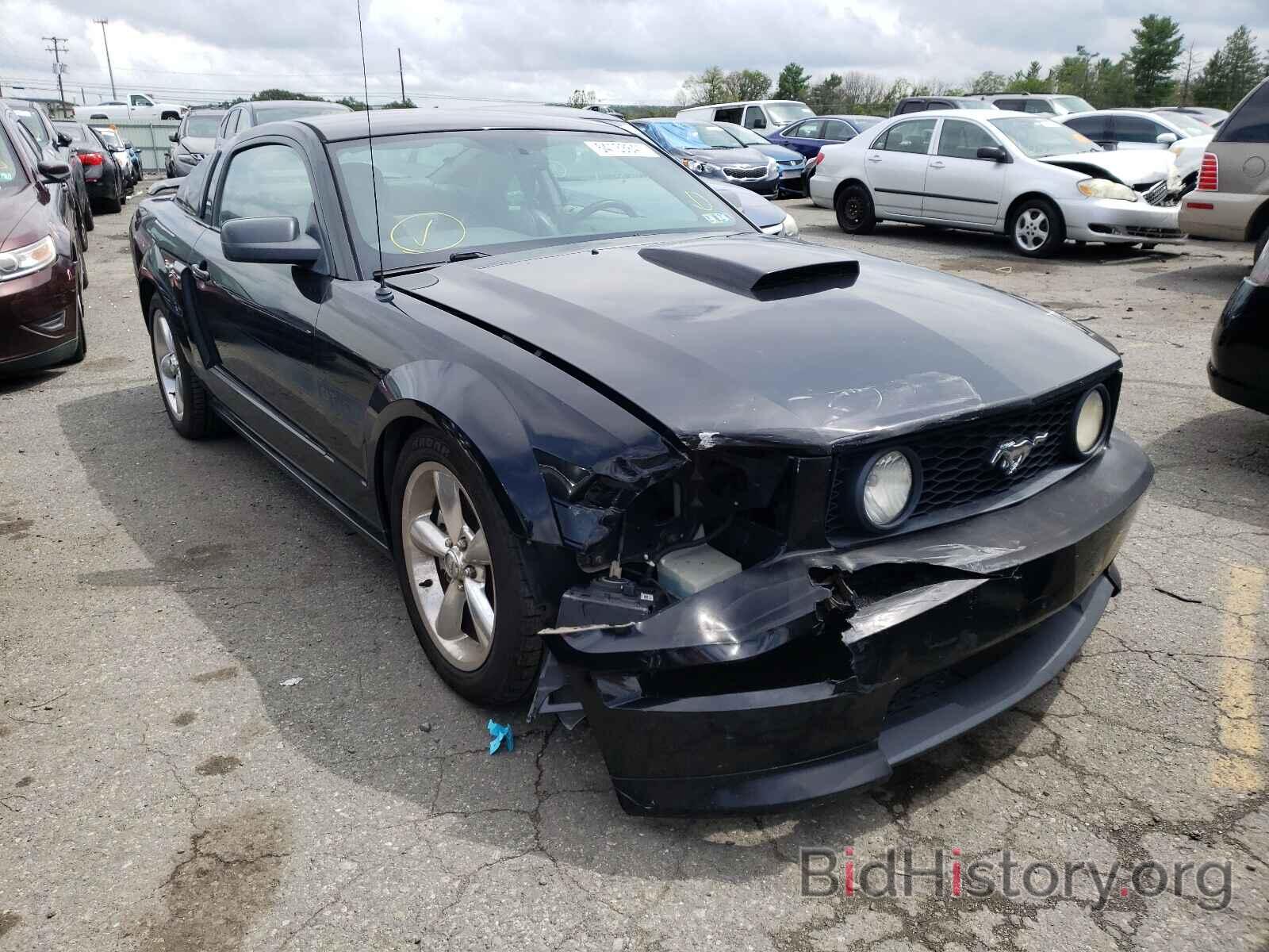 Photo 1ZVHT82H995123417 - FORD MUSTANG 2009