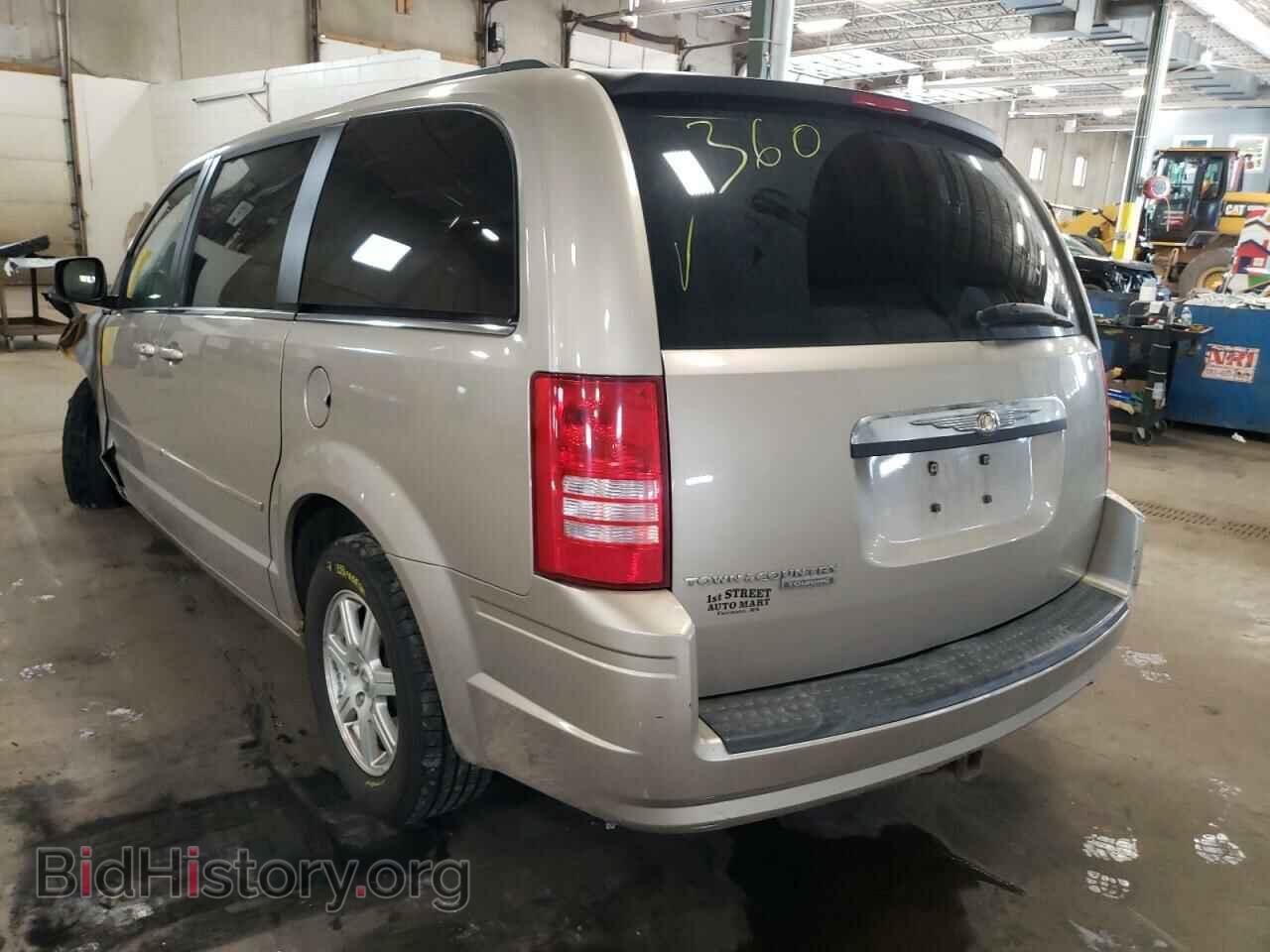 2008 CHRYSLER MINIVAN - VIN: 2A8HR54P08R732278 - Фото 3