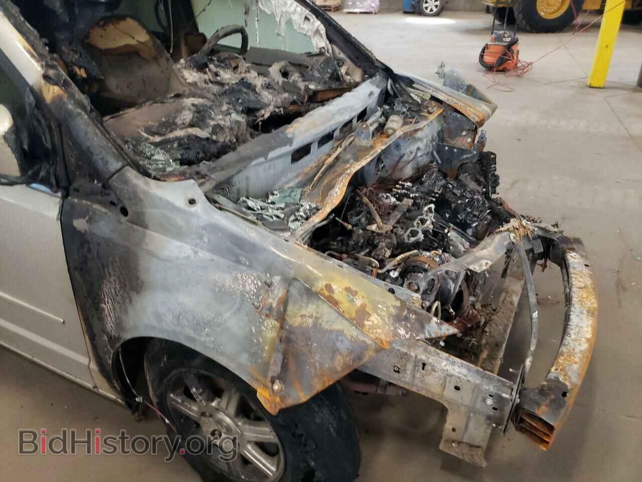 2008 CHRYSLER MINIVAN - VIN: 2A8HR54P08R732278 - Фото 9