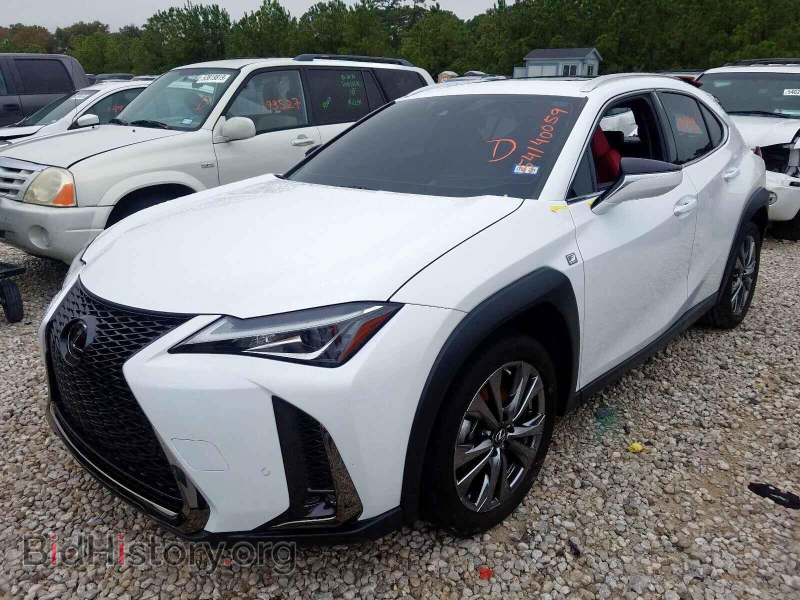 2019 LEXUS UX 200 - VIN: JTHY3JBH0K2001495 - Фото 2