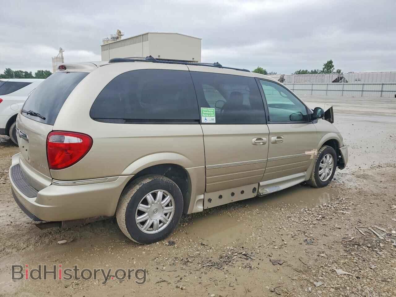 2005 CHRYSLER MINIVAN - VIN: 2C8GP54L55R233797 - Фото 3