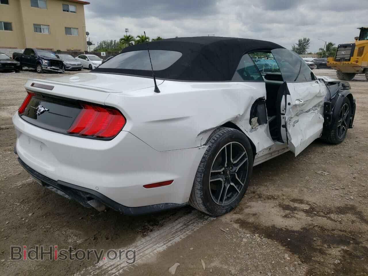 2018 FORD ALL Models - VIN: 1FATP8UH3J5132798 - Фото 3
