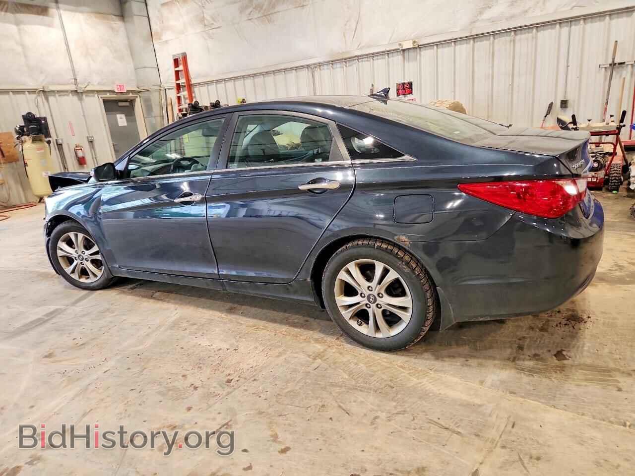 2011 HYUNDAI SONATA - VIN: 5NPEC4AC0BH141122 - Photo 2