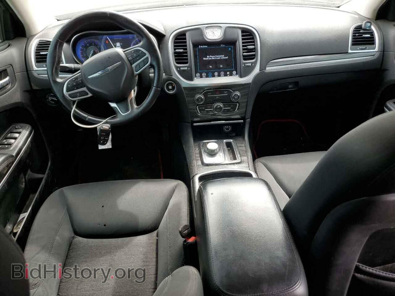 2019 CHRYSLER 300 - VIN: 2C3CCAAG1KH501567 - Фото 8