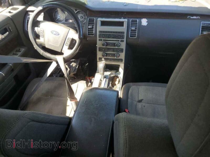2011 Ford FLEX (VIN 2FMGK5CCXBBD32293) — photo 8 of 13