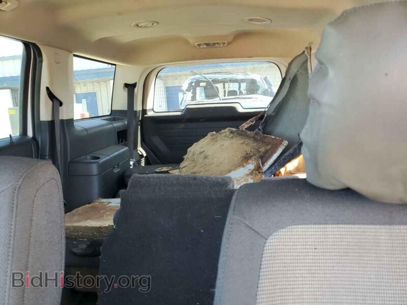 2011 Ford FLEX (VIN 2FMGK5CCXBBD32293) — photo 10 of 13