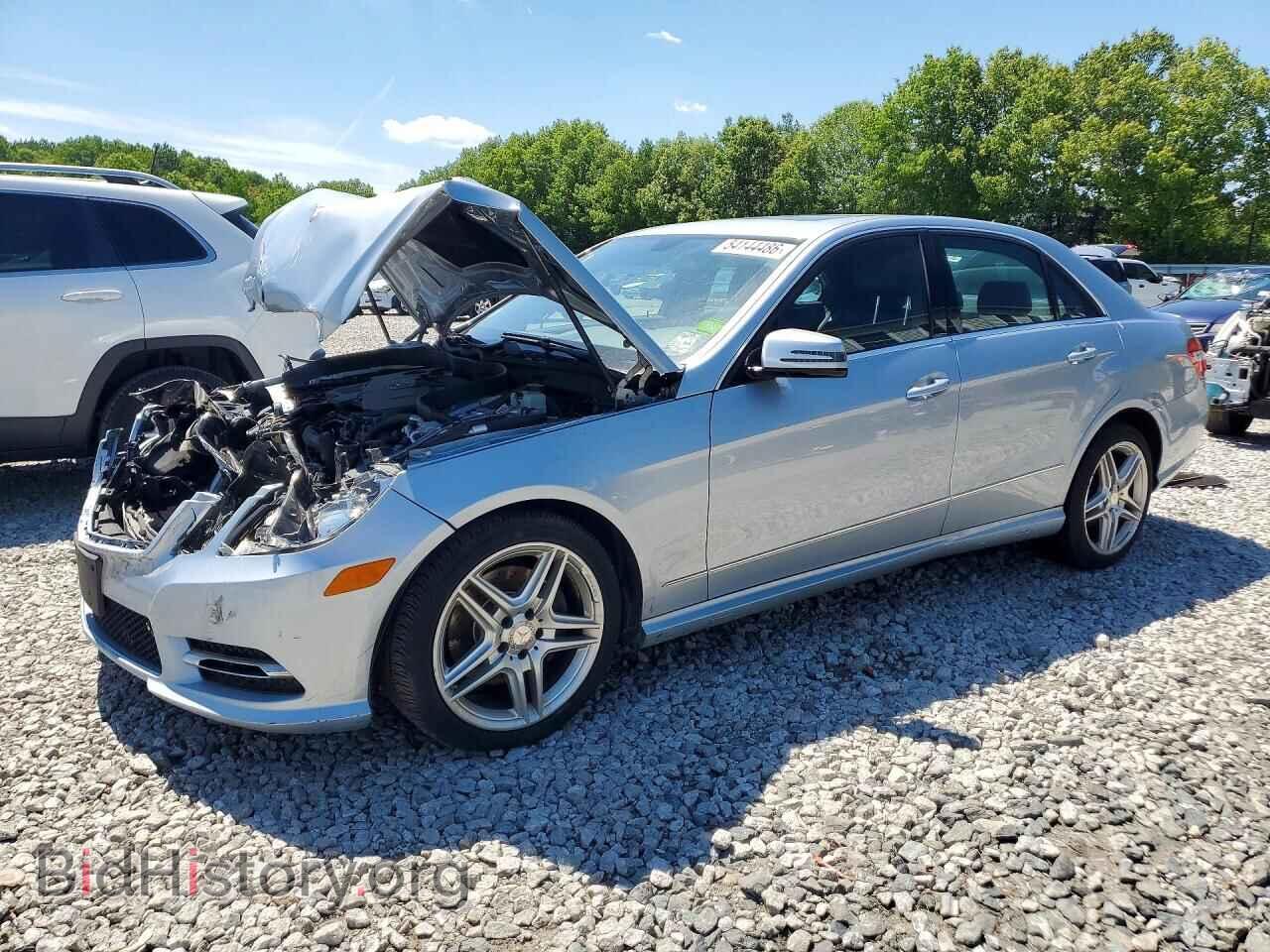 Photo WDDHF8JB2DA768455 - MERCEDES-BENZ E-CLASS 2013
