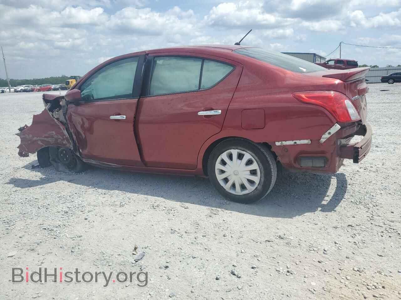 2019 NISSAN VERSA - VIN: 3N1CN7AP3KL879666 - Photo 2