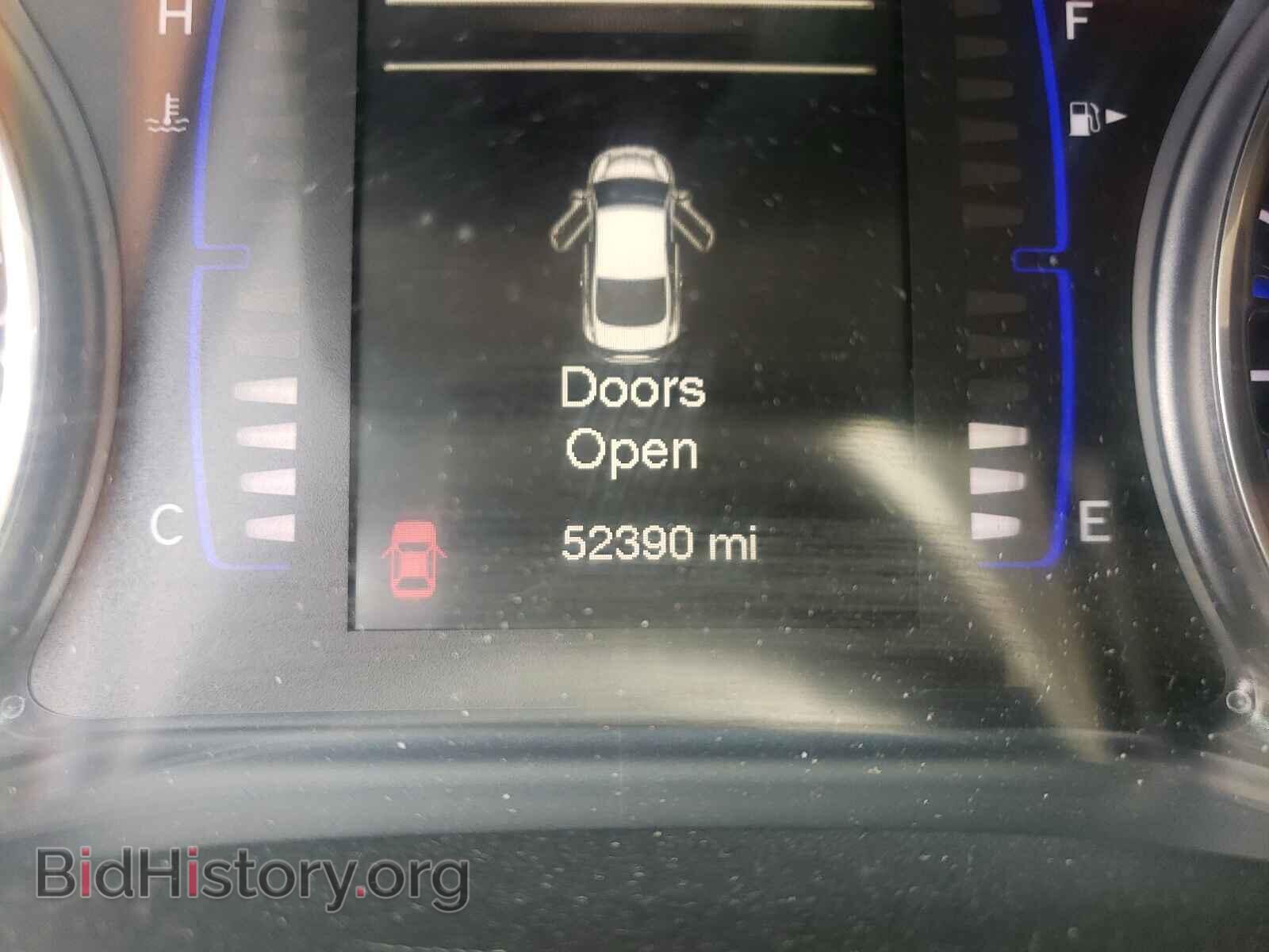 2016 CHRYSLER 200 - VIN: 1C3CCCAB2GN111091 - Фото 8