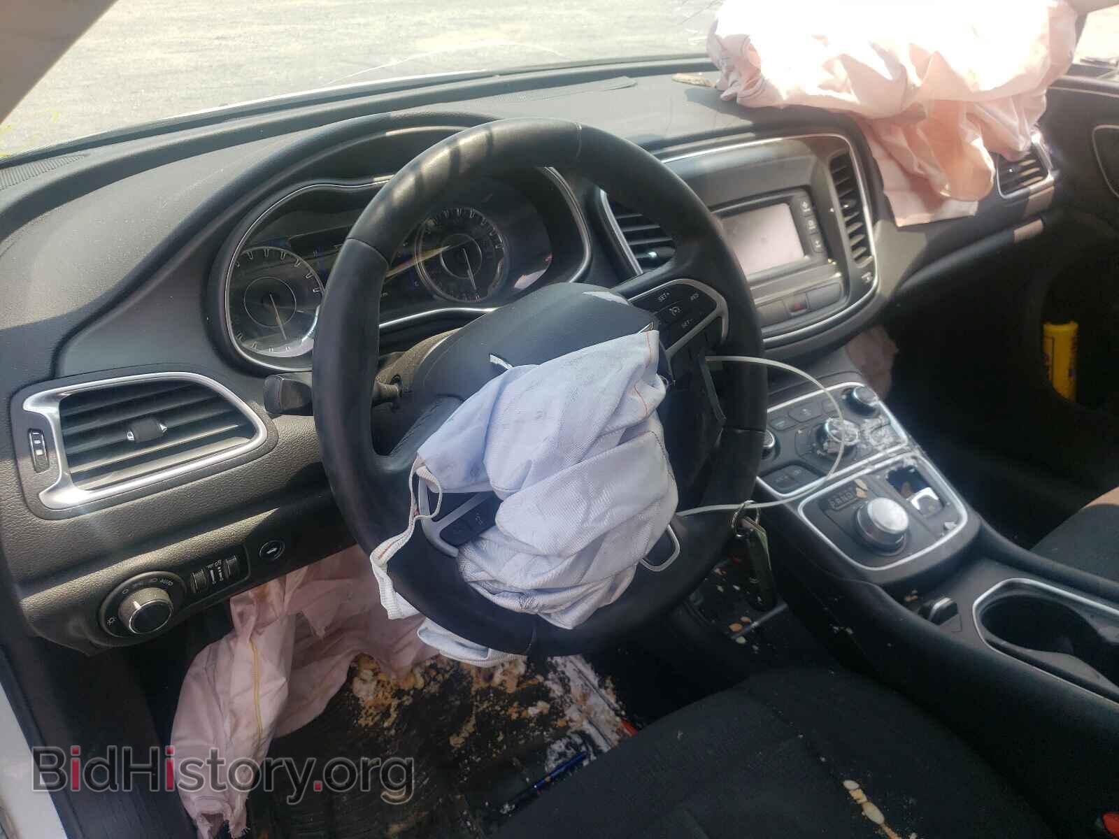 2016 CHRYSLER 200 - VIN: 1C3CCCAB2GN111091 - Фото 9