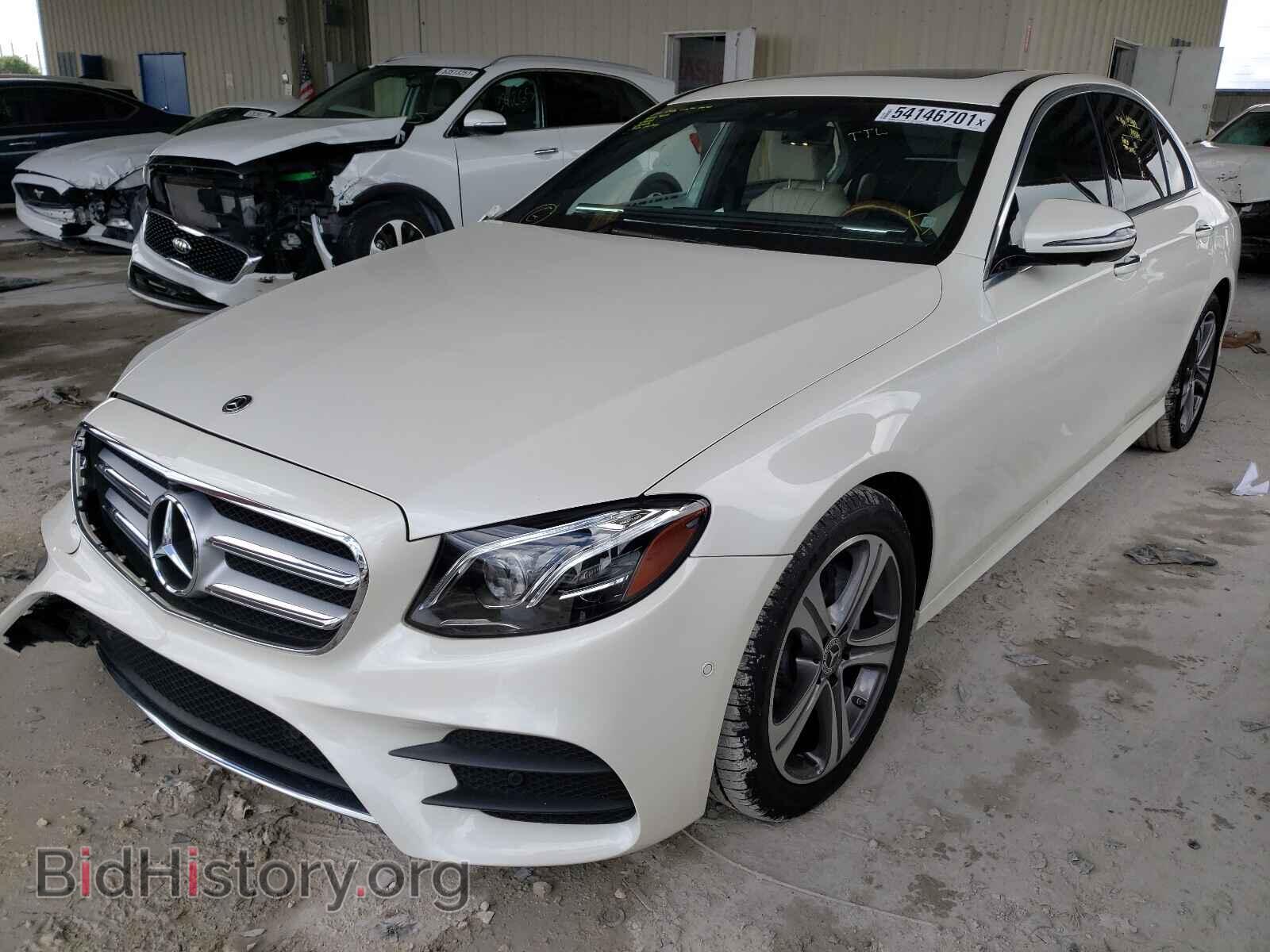 2019 MERCEDES-BENZ E-CLASS - VIN: WDDZF4JB7KA676770 - Фото 2