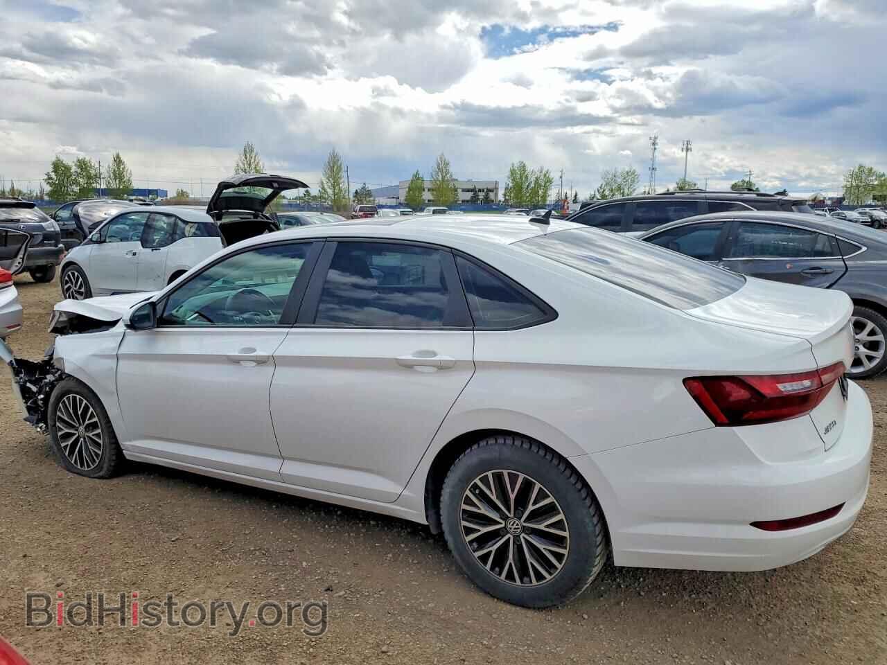 2020 VOLKSWAGEN JETTA - VIN: 3VWEB7BU6LM007722 - Photo 2