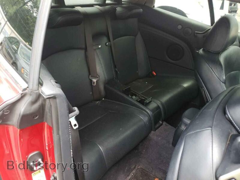 2012 Lexus IS (VIN JTHFF2C27C2524142) — фото 6 из 10