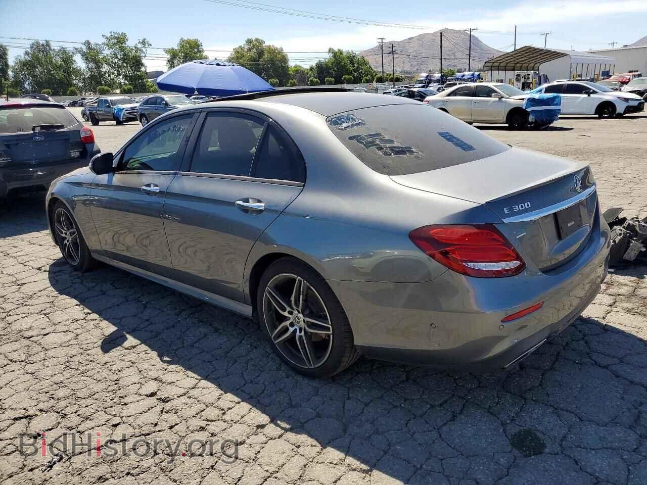 2019 MERCEDES-BENZ E-CLASS - VIN: WDDZF4JB3KA631096 - Фото 2