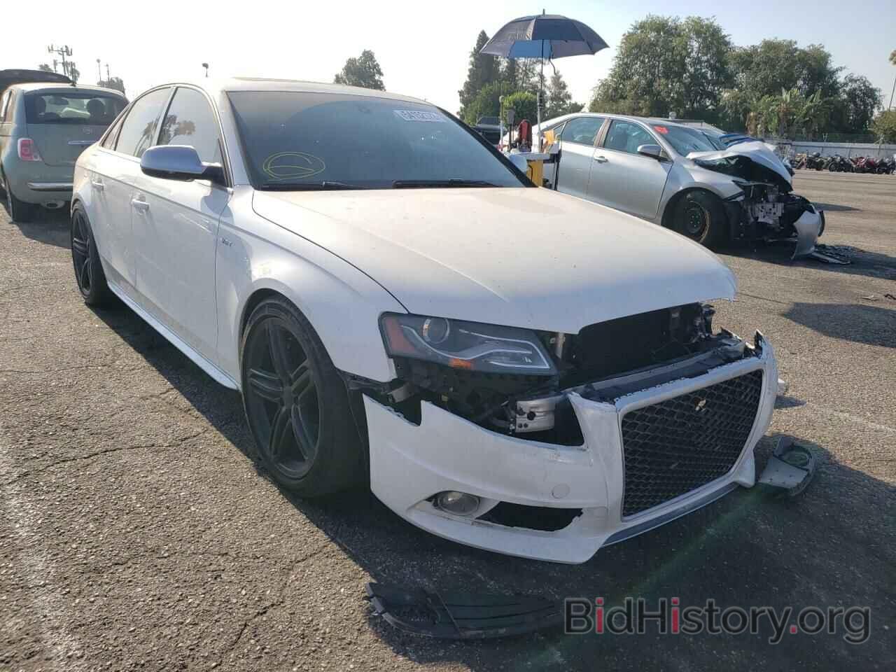 Photo WAUBGAFL5AA083008 - AUDI S4/RS4 2010