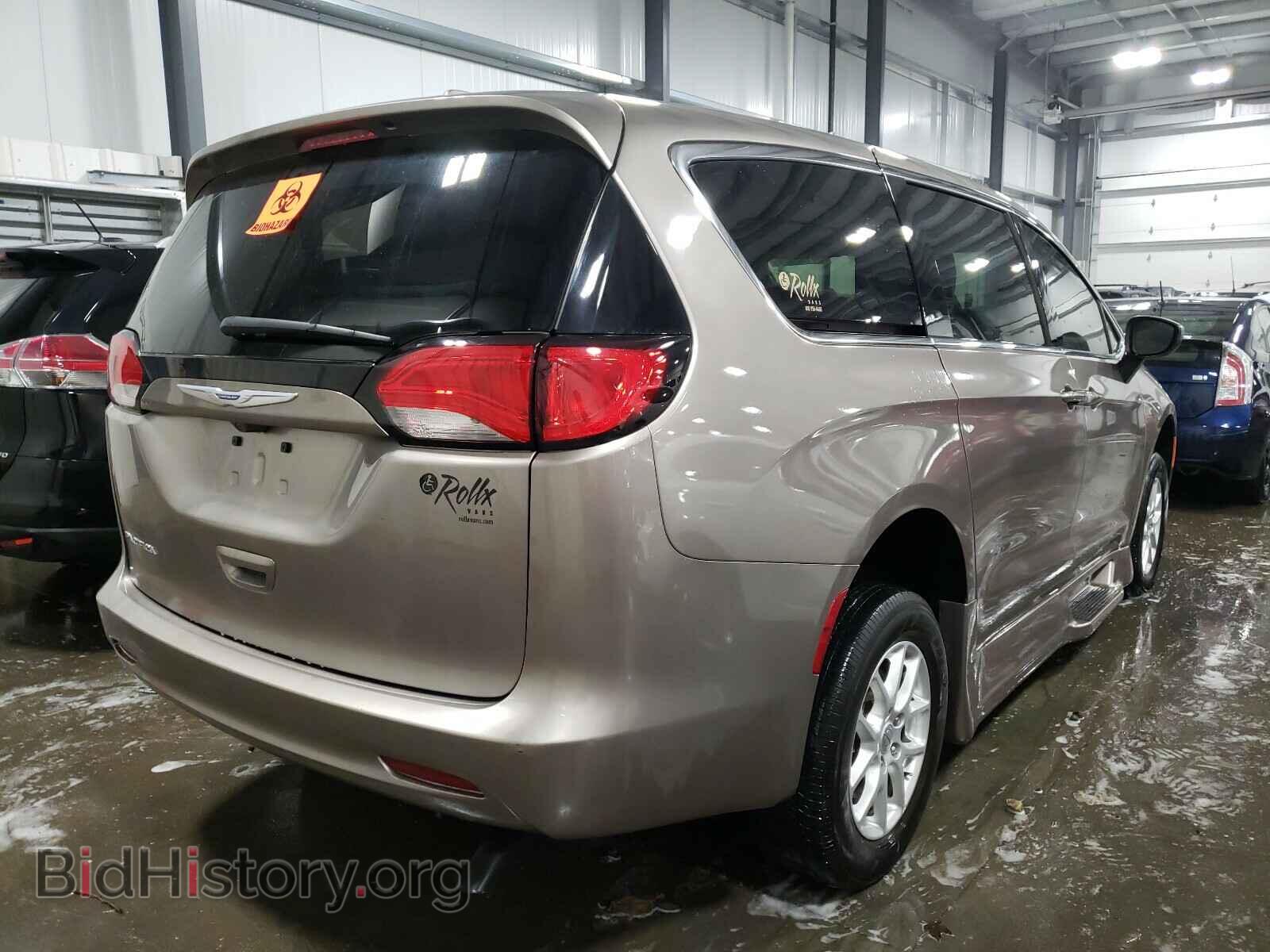 2017 CHRYSLER PACIFICA - VIN: 2C4RC1DG1HR610843 - Фото 4