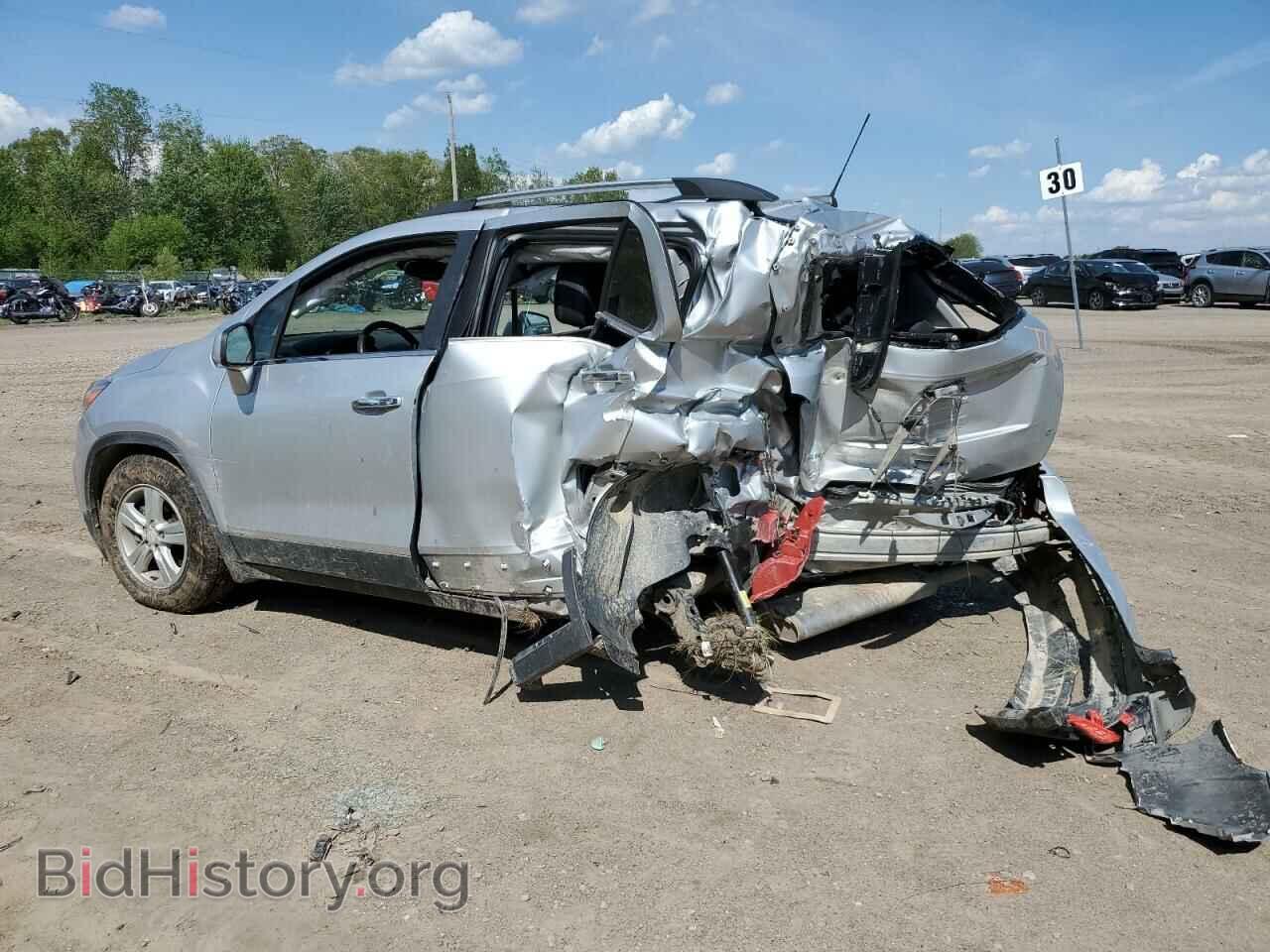 2020 CHEVROLET TRAX - VIN: 3GNCJLSB5LL142661 - Фото 2