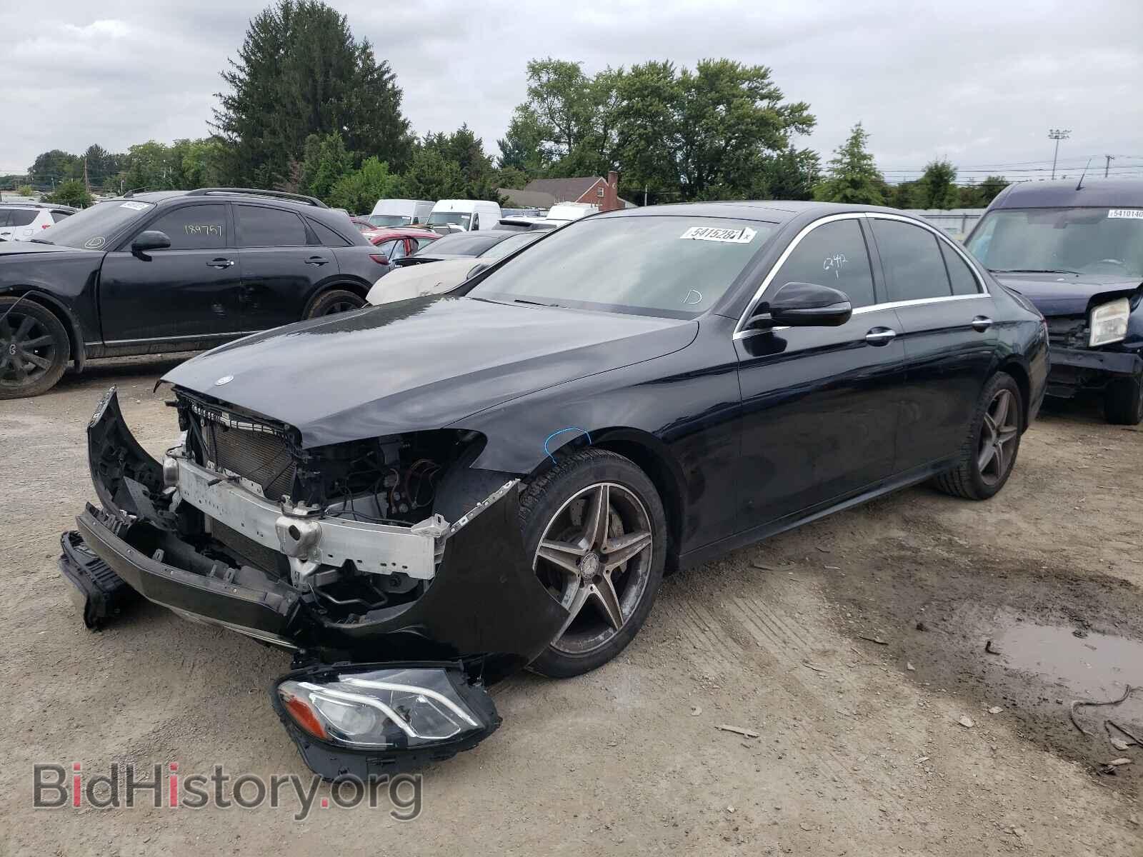2017 MERCEDES-BENZ E-CLASS - VIN: WDDZF4KB6HA075714 - Фото 2