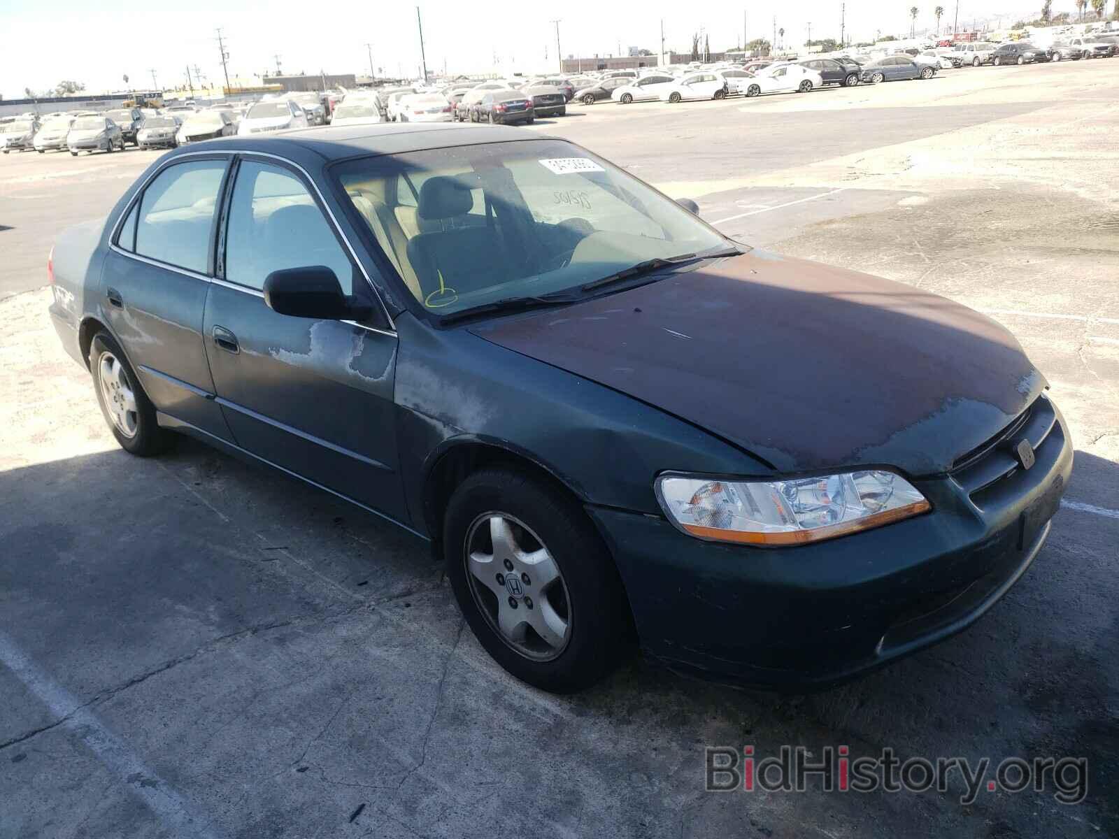 Photo 1HGCG1652WA025813 - HONDA ACCORD 1998