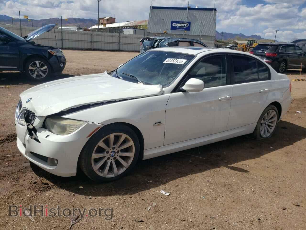 Photo WBAPH7G5XBNN04561 - BMW 3 SERIES 2011