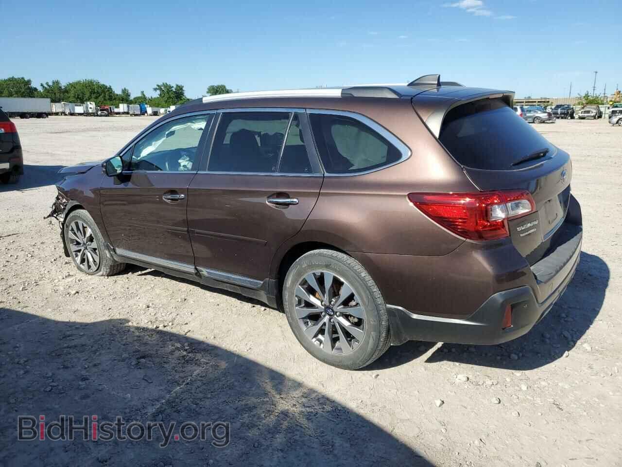 2019 SUBARU OUTBACK - VIN: 4S4BSETC0K3389905 - Фото 2