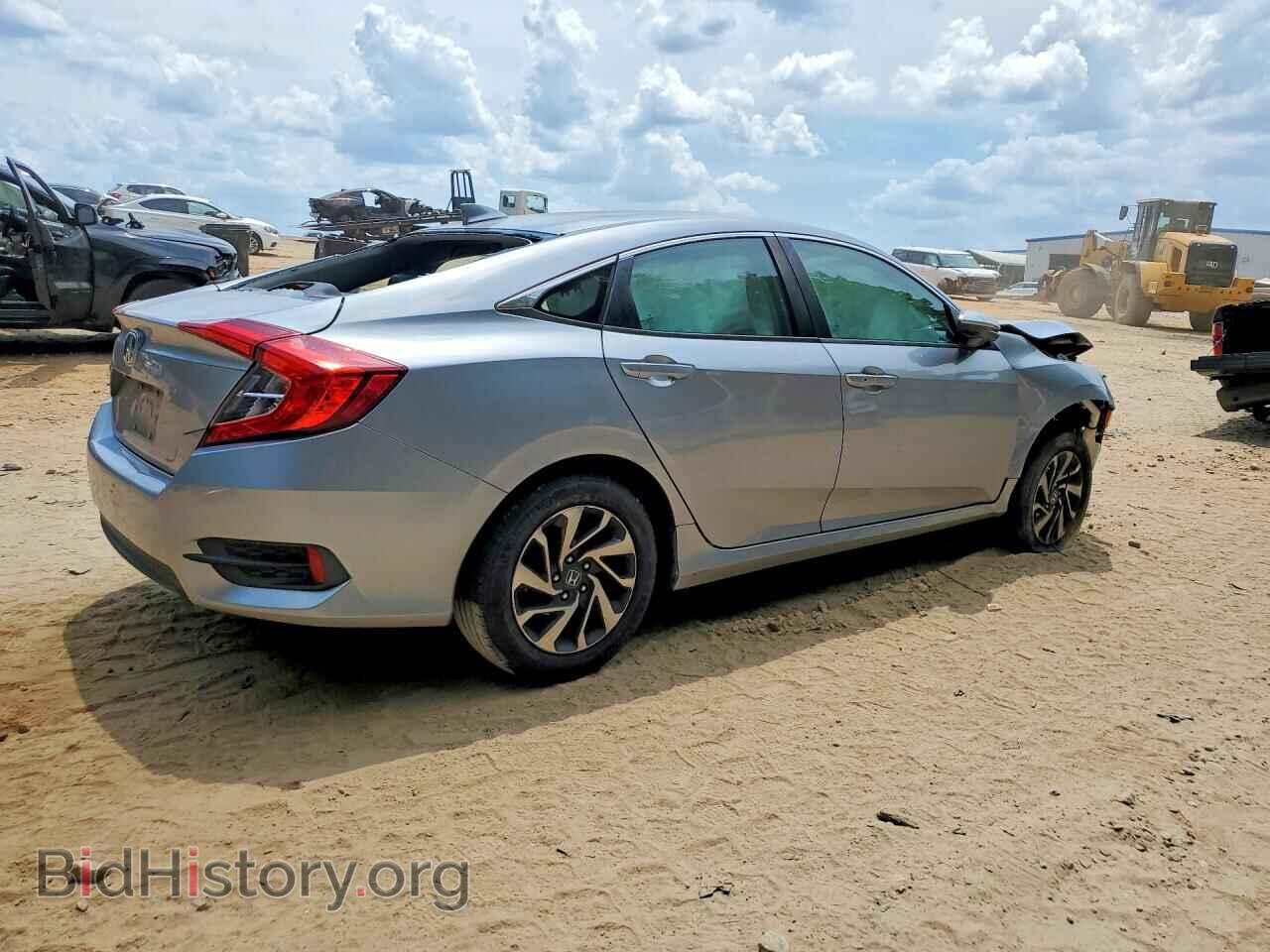 2017 HONDA CIVIC - VIN: 19XFC2F76HE072423 - Фото 3