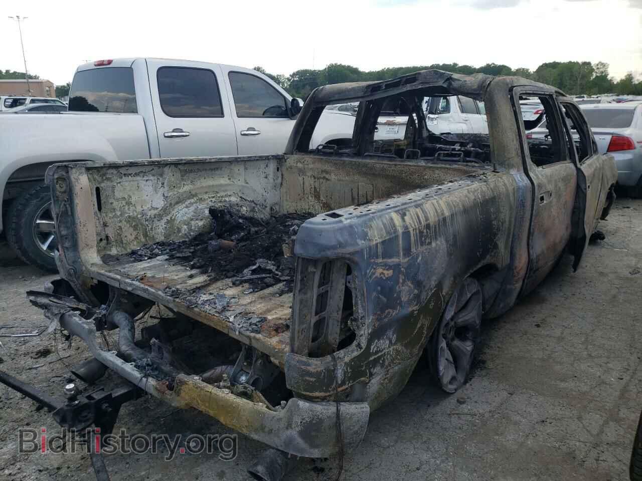 2019 RAM 1500 - VIN: 1C6SRFHT0KN910440 - Photo 3