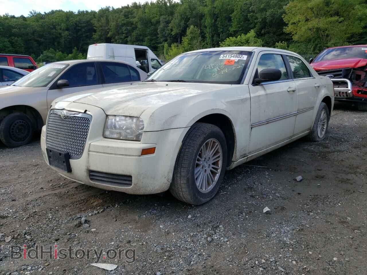 2009 CHRYSLER 300 - VIN: 2C3KA43D99H578087 - Фото 2