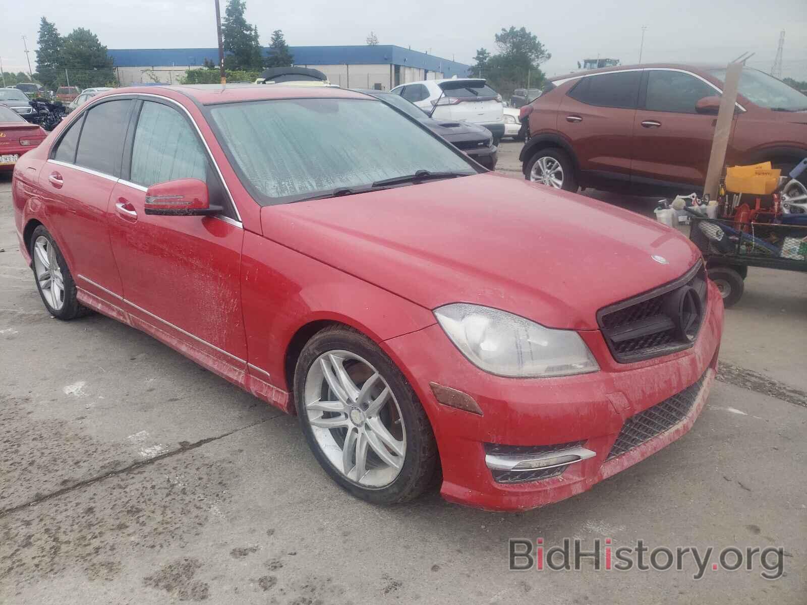 Photo WDDGF8AB6DR274614 - MERCEDES-BENZ C-CLASS 2013