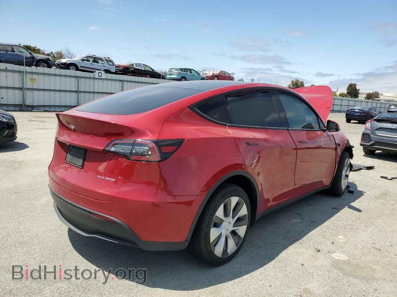 2022 TESLA MODEL Y - VIN: 7SAYGDEE3NF372230 - Фото 3