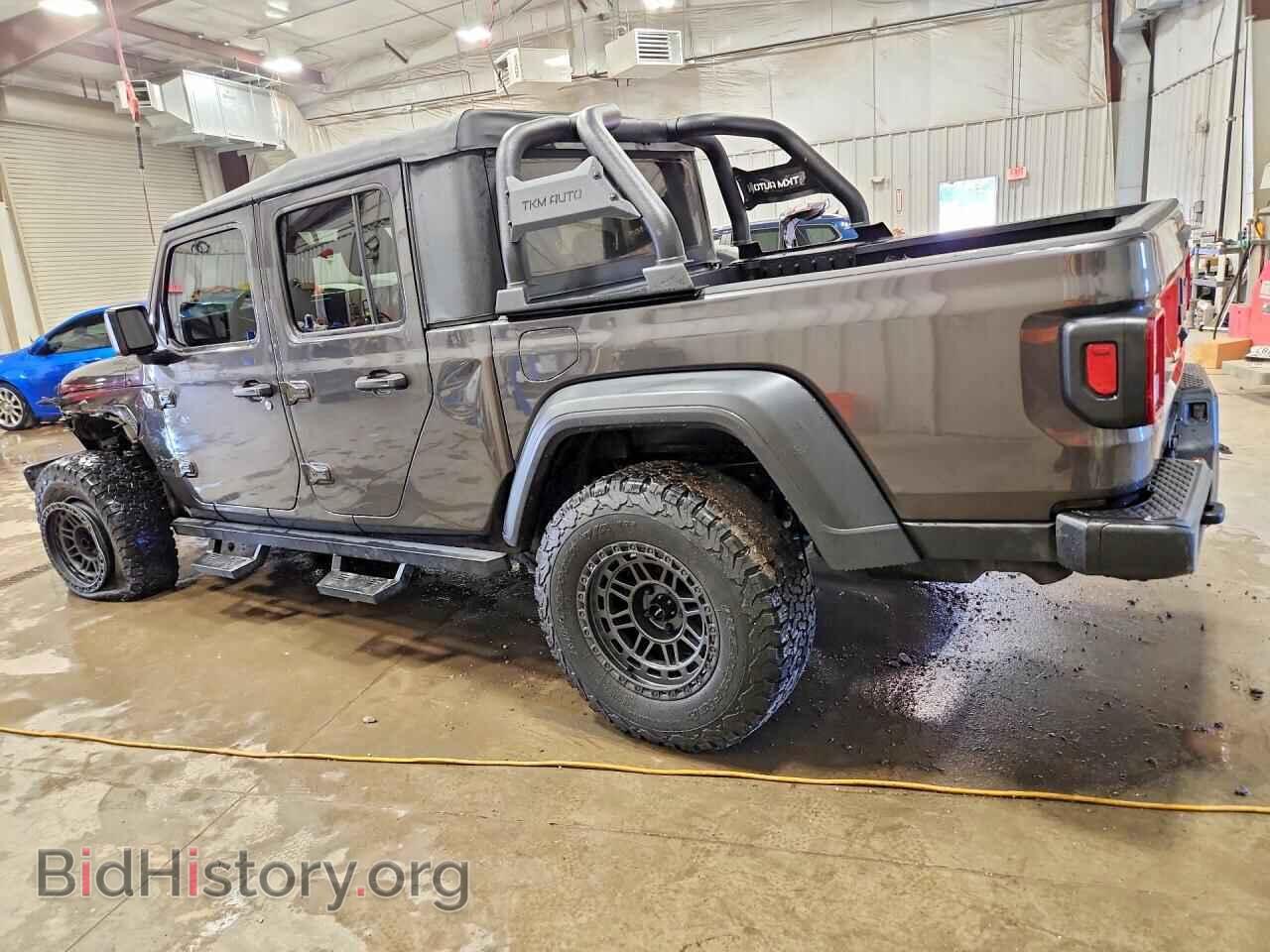 2020 JEEP GLADIATOR - VIN: 1C6HJTAG0LL134403 - Photo 2