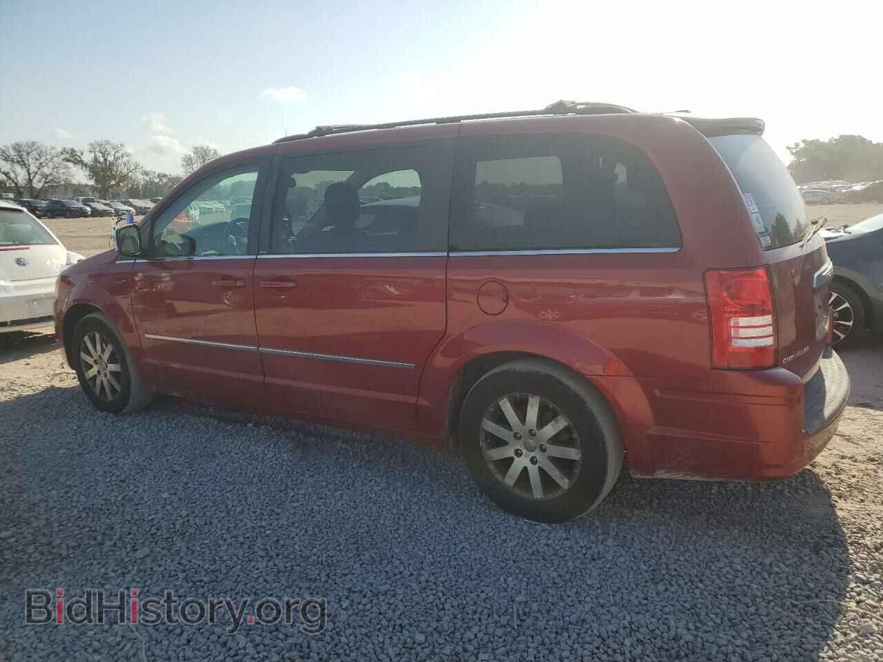 2009 CHRYSLER MINIVAN - VIN: 2A8HR54199R661238 - Фото 2